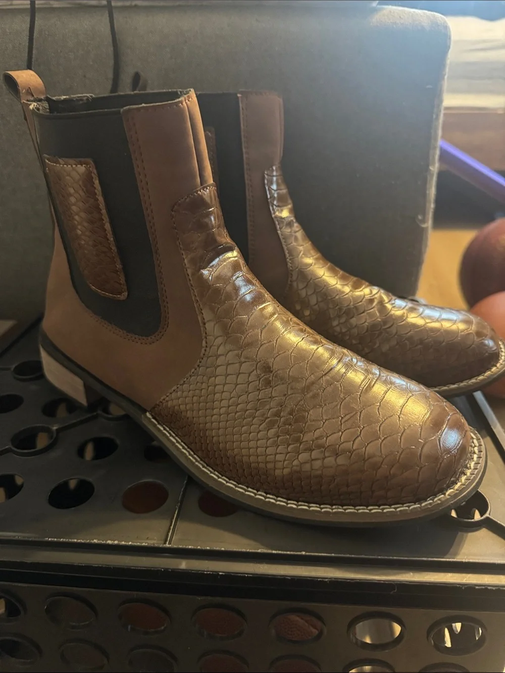 Men's Brown Textured Leather Chukka Boots with Elastic Side Panels